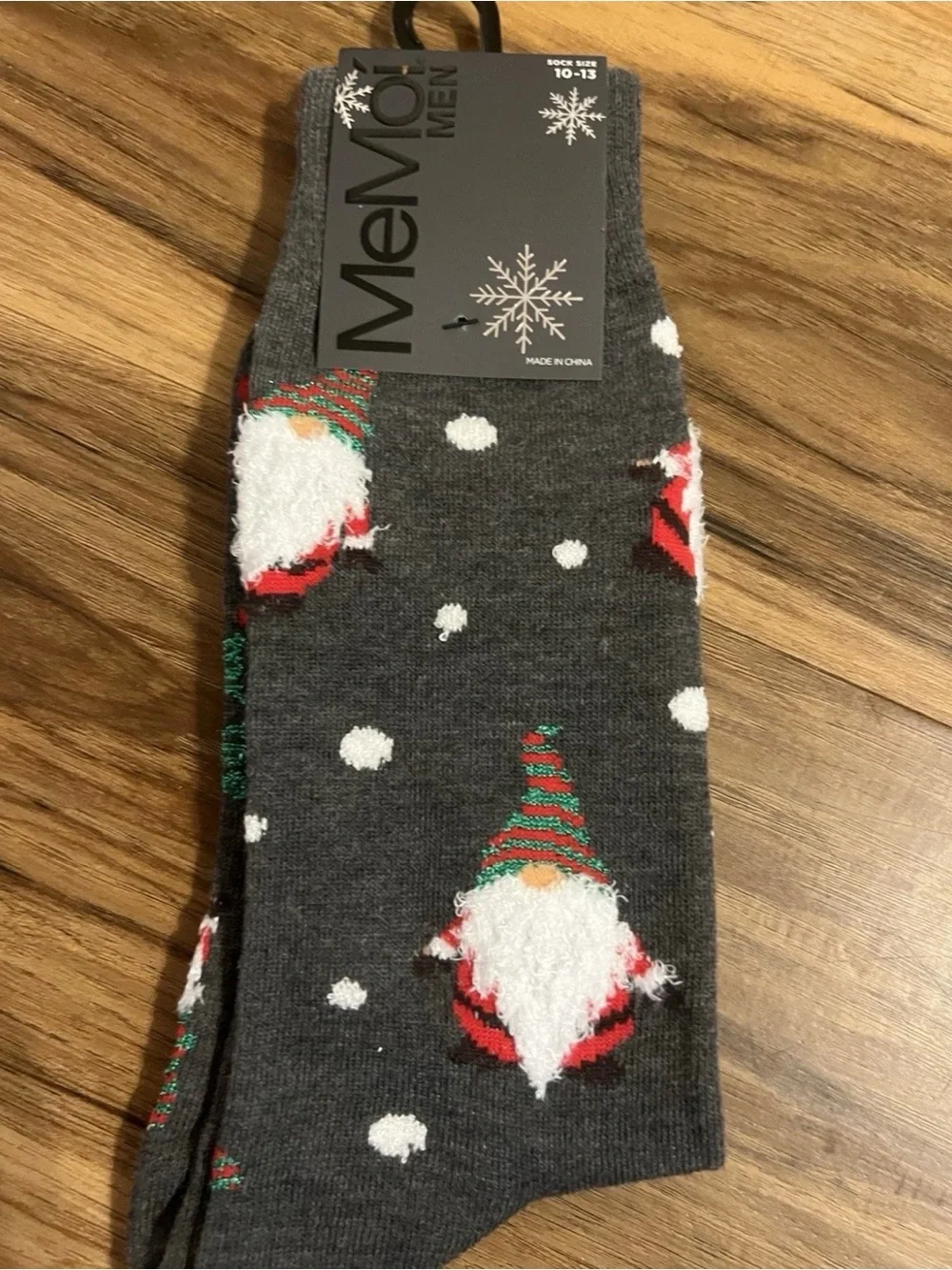 MeMoi Men’s Holiday Socks 2 Pair Shoe Size 8-12,  Red / Dark Grey Heather